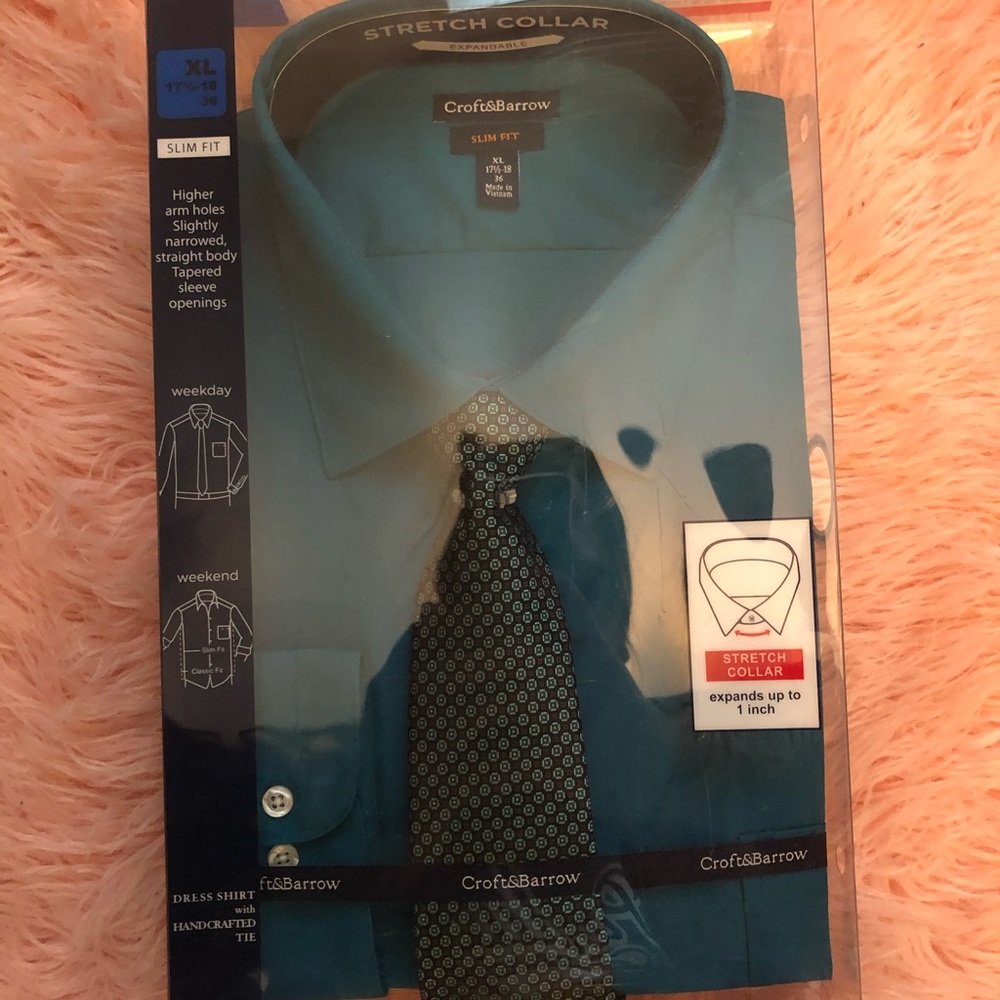 XL Men’s turquoise Dress Shirt with Tie